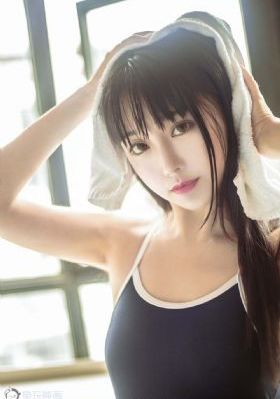 《妻子秘密按摩》在线播放